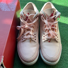 Load image into Gallery viewer, Jordan Valentines Day 3s Size 10.5W/9M
