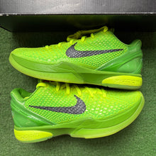 Load image into Gallery viewer, Nike Kobe Grinch Protro 6s Size 8
