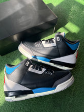 Load image into Gallery viewer, Jordan Rare Air 3s Size 7Y
