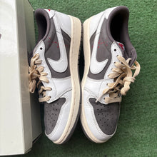 Load image into Gallery viewer, Jordan Travis Scott Reverse Mocha 1s Size 5.5
