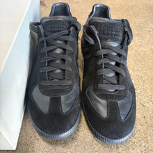 Load image into Gallery viewer, MM Gaits Size 44
