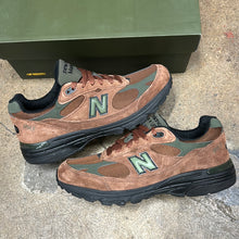 Load image into Gallery viewer, New Balance ALD 993s Size 8.5
