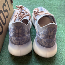 Load image into Gallery viewer, Yeezy Mist 380s Size 7

