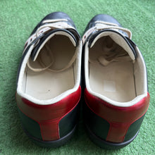 Load image into Gallery viewer, Gucci Stripe Black Aces Size 8

