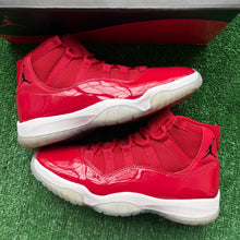 Load image into Gallery viewer, Jordan Win Like 96 11s Size 8
