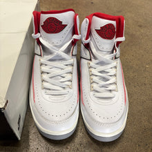 Load image into Gallery viewer, Jordan Origins 2s Size 11
