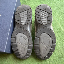 Load image into Gallery viewer, Dior B30s Size 46
