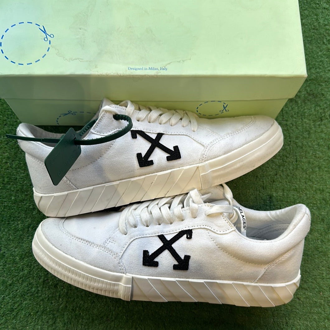 Off White Vulc Low Canvas Sneakers Size 43