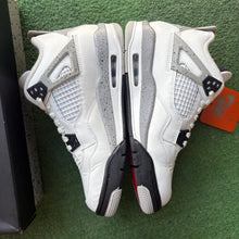 Load image into Gallery viewer, Jordan White Cement 4s Size 7Y
