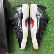 Load image into Gallery viewer, Jordan 72-10 11 Lows Size 9.5
