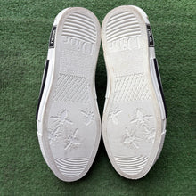 Load image into Gallery viewer, B23 Low Tops
