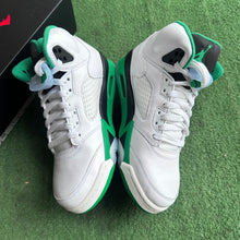 Load image into Gallery viewer, Jordan Lucky Green 5s Size 8
