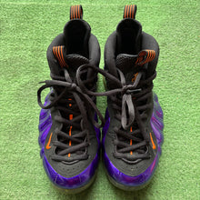 Load image into Gallery viewer, Nike Phoenix Suns Foamposites Size 8

