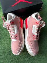 Load image into Gallery viewer, Jordan Rust Pink 3s Size 11.5W/10M
