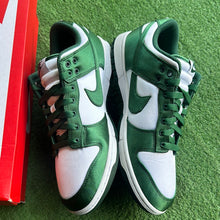 Load image into Gallery viewer, Nike Satin Green Low Dunks Size 10W/8.5M

