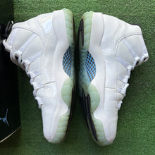 Load image into Gallery viewer, Jordan Legend Blue 11s Size 12
