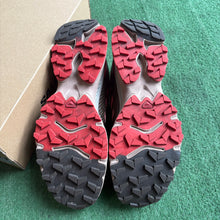 Load image into Gallery viewer, Salomon XT-4s Size 11.5
