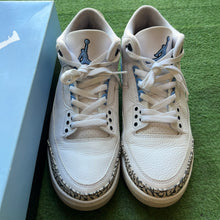 Load image into Gallery viewer, Jordan UNC 3s Size 10
