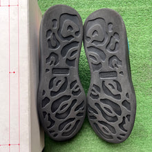 Load image into Gallery viewer, Alexander McQueen Oversized Size 41

