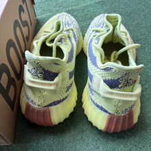 Load image into Gallery viewer, Yeezy Frozen Yellow 350 V2s Size 9
