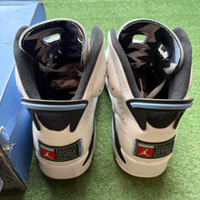 Load image into Gallery viewer, Jordan UNC 6s Size 10.5
