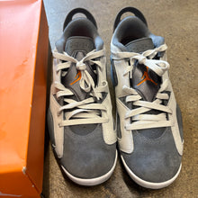 Load image into Gallery viewer, Jordan PSG Low 11s Size 10.5
