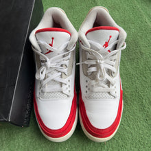 Load image into Gallery viewer, Jordan Tinker White University Red 3s Size 10
