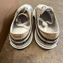 Load image into Gallery viewer, Burberry Larkhall Logo Sneakers Size 37
