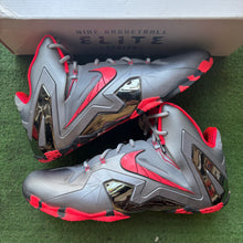Load image into Gallery viewer, Nike LeBron Team 11s Size 12
