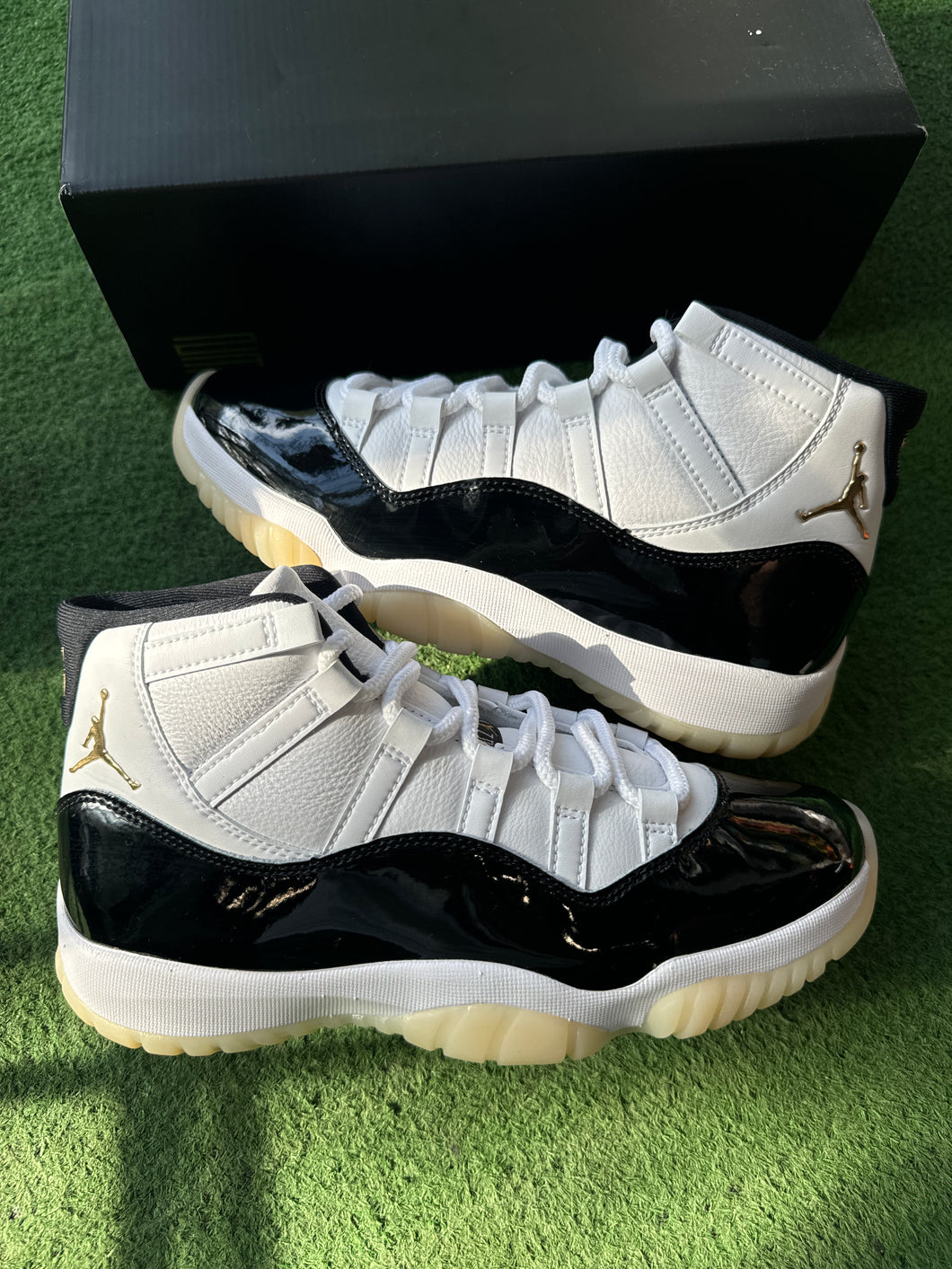 Jordan Gratitude 11s Size 8.5