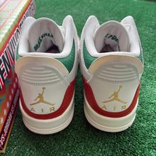 Load image into Gallery viewer, Jordan El Vuelo 3s Size 11
