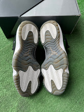 Load image into Gallery viewer, Jordan Craft Black White Low 11s Size 9.5
