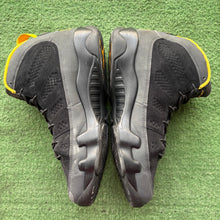 Load image into Gallery viewer, Jordan Charcoal Gold 9s Size 11
