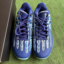Load image into Gallery viewer, Nike Kobe X-Ray Protro 5s Size 9
