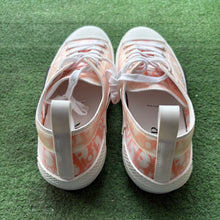 Load image into Gallery viewer, B23 Low Tops
