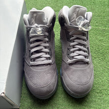Load image into Gallery viewer, Jordan Wolf Grey 5s Size 8
