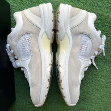 Load image into Gallery viewer, Chanel Low Sneakers Size 39
