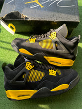 Load image into Gallery viewer, Jordan Thunder 4s Size 13
