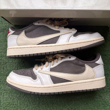 Load image into Gallery viewer, Jordan Travis Scott Reverse Mocha 1s Size 5.5
