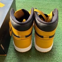 Load image into Gallery viewer, Jordan Pollen 1s Size 8
