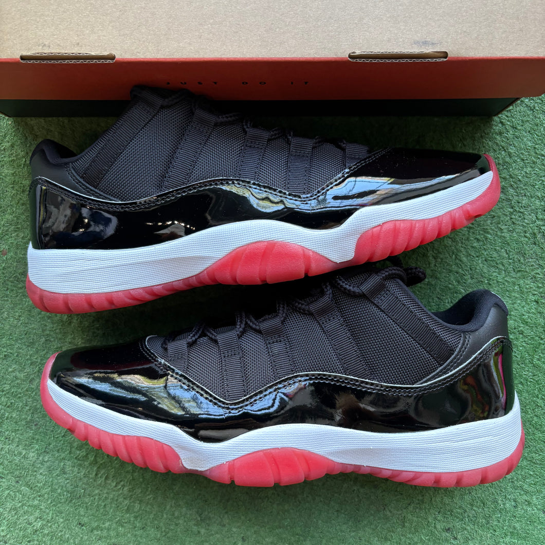 Jordan Bred Low 11s Size 10.5