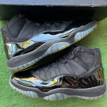 Load image into Gallery viewer, Jordan Cap and Gown 11s Size 12
