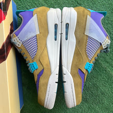 Load image into Gallery viewer, Jordan Union Desert Moss 4s Size 10.5
