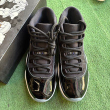 Load image into Gallery viewer, Jordan Space Jam 11s Size 9
