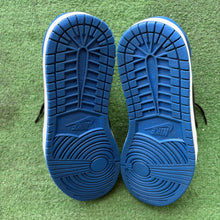 Load image into Gallery viewer, Jordan Royal 1s Size 11

