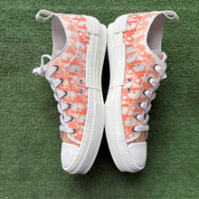 Load image into Gallery viewer, B23 Low Tops

