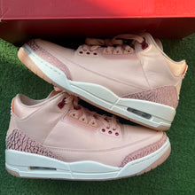Load image into Gallery viewer, Jordan Valentines Day 3s Size 10.5W/9M
