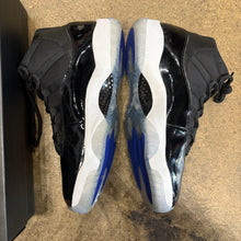 Load image into Gallery viewer, Jordan Space Jam 11s Size 11
