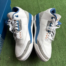 Load image into Gallery viewer, Jordan Wizard 3s Size 11.5
