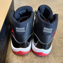 Load image into Gallery viewer, Jordan Bred 11s Size 8
